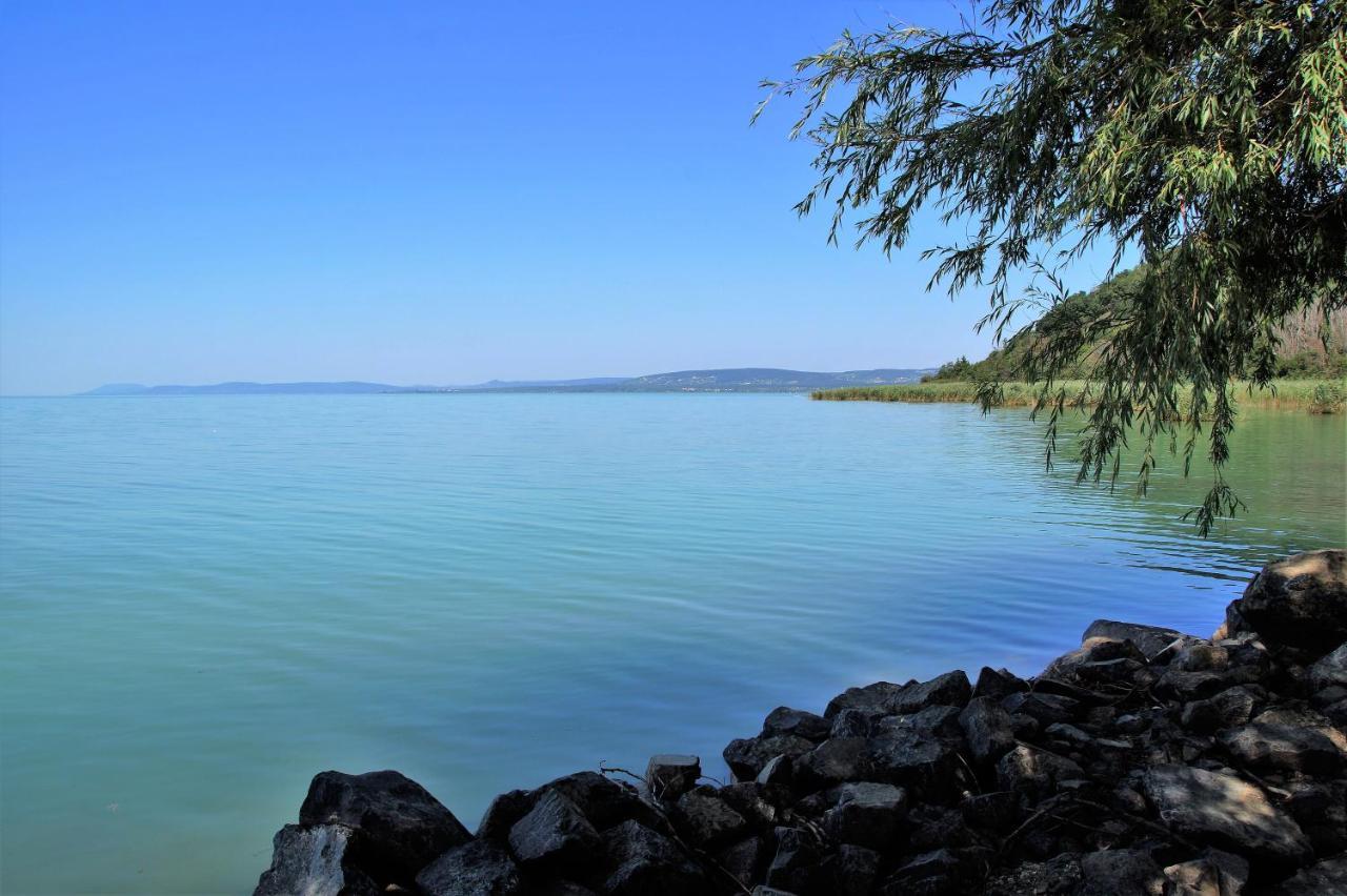 Villa Aquamarine Balatonboglár Eksteriør billede